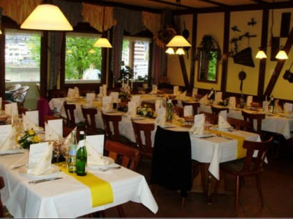 照片: Restaurant " Zur Linde "